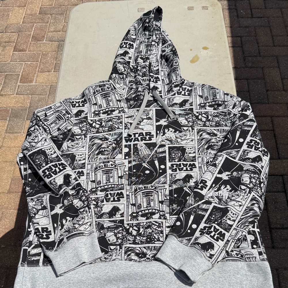 Star Wars / Amazon Essentials Gray Graphic Pullover Hoodie size XXL